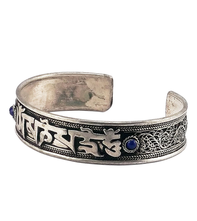 Aum Mani Padme Hum Buddhist Bracelet