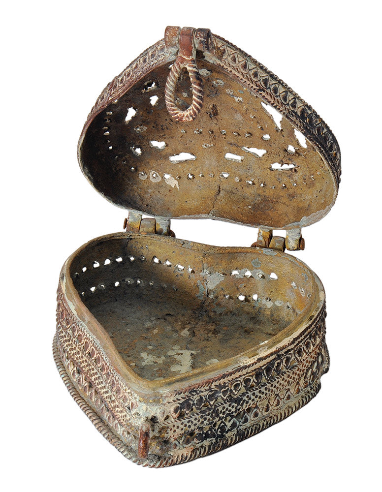 Intricately Crafted Antique Finish Brass Alloy Box