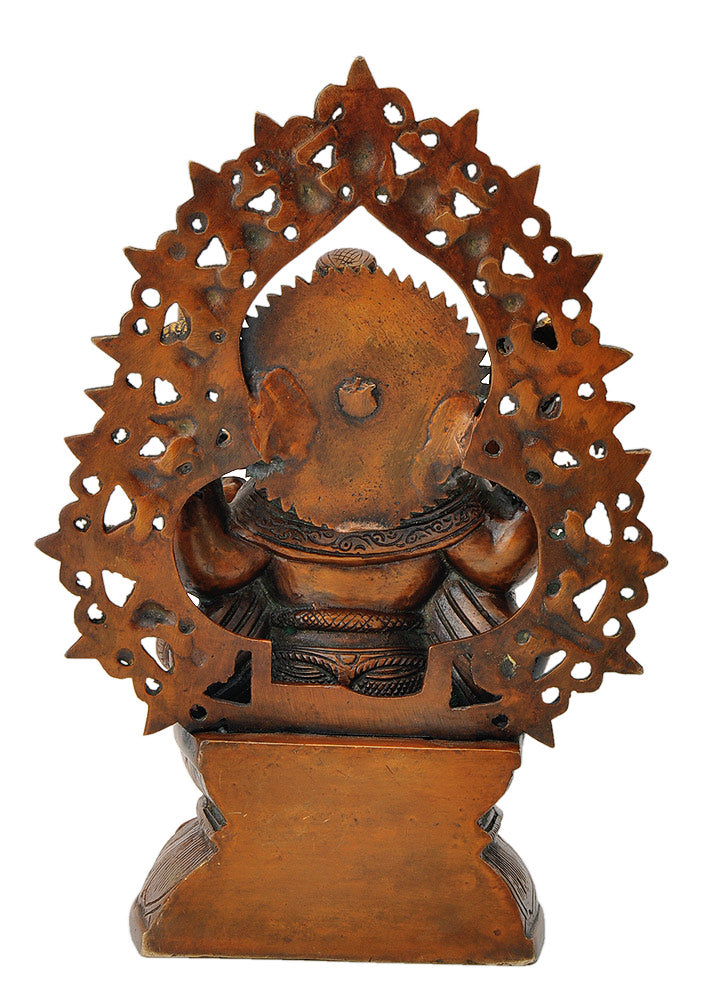 Lord Chaturbhuja Ganpati Maharaj 10.25"