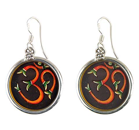 Om - Silger Earring